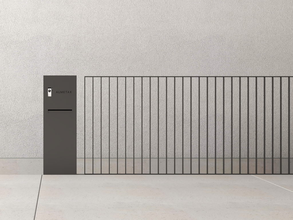 フラットバーのシルエットが美しい　フェンスのご紹介