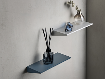 賃貸もおしゃれに片付く！小さなピン穴だけで作る壁面収納棚DIY