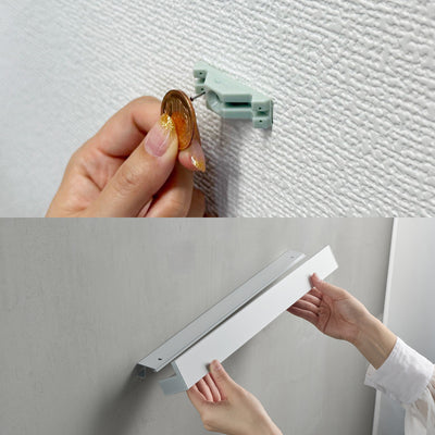 賃貸OK、壁の穴が目立ちにくい石膏釘で取り付け可能。受具を固定し、本体を取り付けます