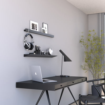 別ページで販売中のウォールシェルフとウォールバーの組み合わせ（それぞれブラック／W900）