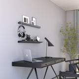 別ページで販売中のウォールバーとウォールシェルフの組み合わせ（それぞれブラック／W900）