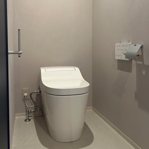 施工事例② ホテルライクなトイレ空間（シルバー）