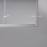 アルミ額縁見付け7mmと枠見付け15mmのスリムデザイン